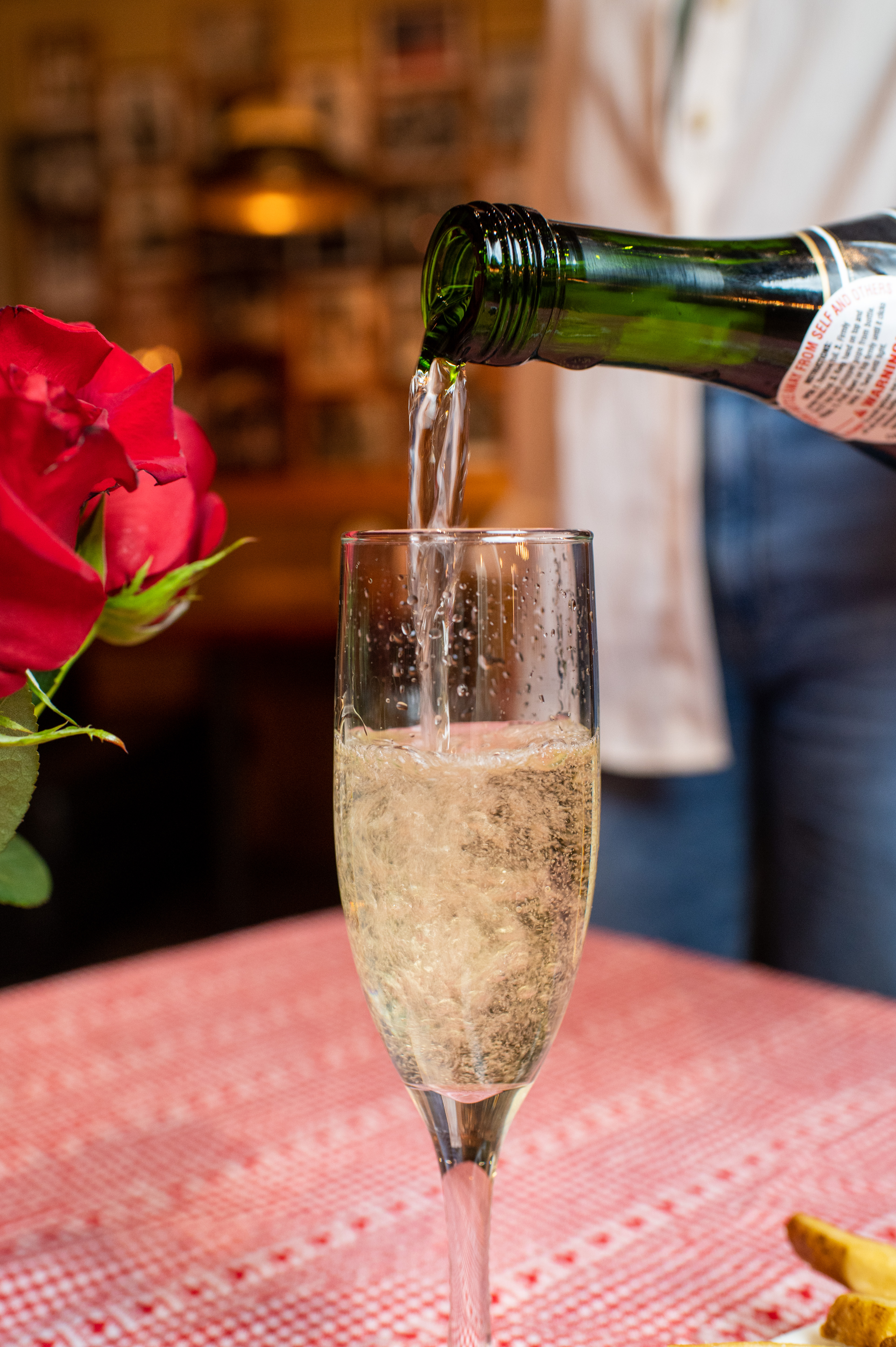 Honky Tonk Holidays: How to Host a Nashville-Inspired Holiday Party