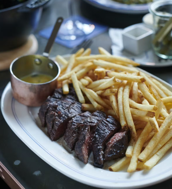 Discover the Best Steak Frites in Back Bay | Rochambeau