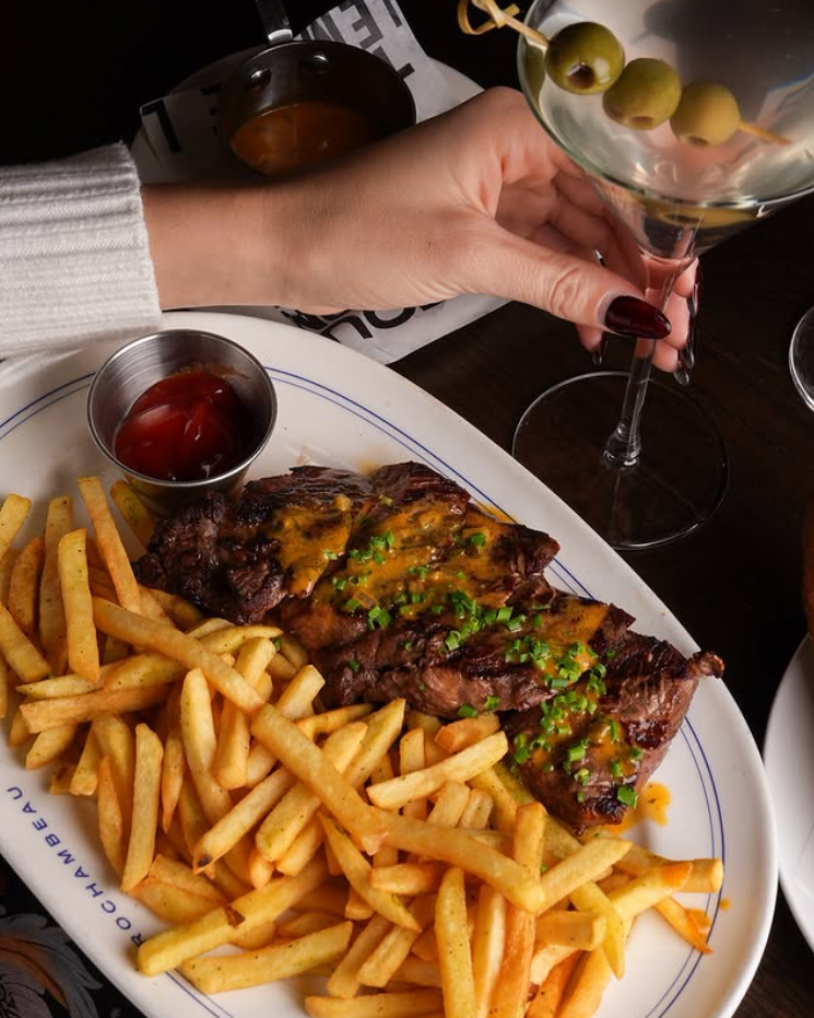 What Christmas in Back Bay, Boston Looks Like | Rochambeau