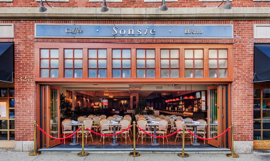 Sonsie: Power Lunching on Newbury Street